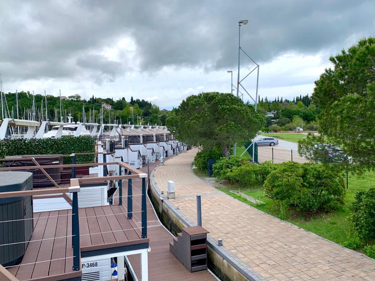 Bellavista Houseboat Apartment Portorose Exterior foto